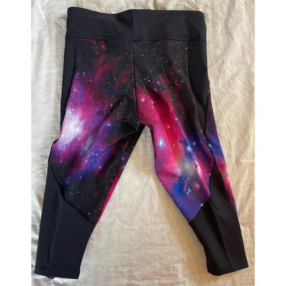 BlackMilk Galaxy Combat Crop Leggings | Horse Head Nebula Print, BNWT, Size M - Picture 12 of 12